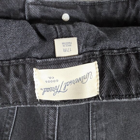 Universal Thread Jeans Women 17R Dark Wash Black Wide-Leg High-Rise Flare NEW - Picture 10 of 14